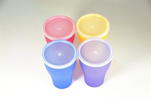 Load image into Gallery viewer, large plastic cups with lids