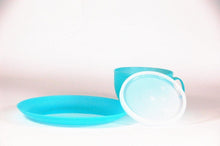 Load image into Gallery viewer, plastic coffee cup with plate and lid light blue