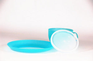 plastic coffee cup with plate and lid light blue