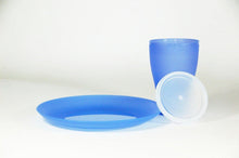 Load image into Gallery viewer, plastic cup with lid and plate blue