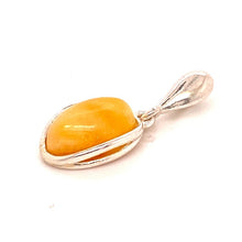 Load image into Gallery viewer, Amber and Silver Set - Earrings and Pendant - Oval Shape